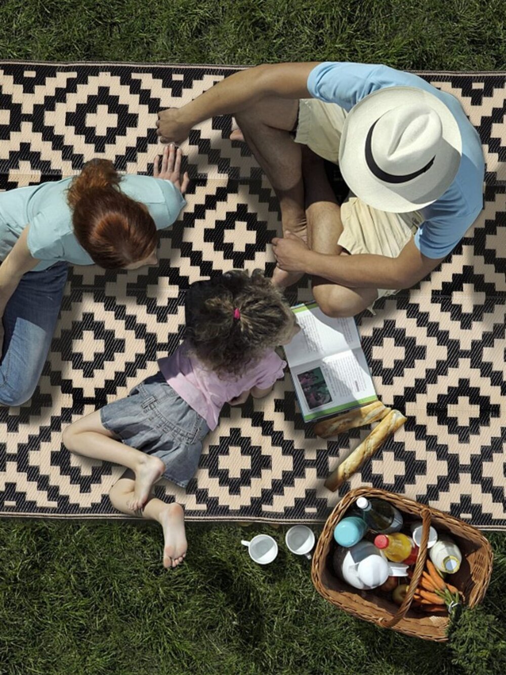 Waterproof Outdoor Rug 5x8 ft, Plastic Reversible Rug, Modern Area Rug, Large - Picture 6 of 8